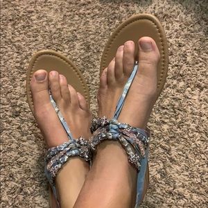 NWOT Shi by Journeys women’s light blue sandals